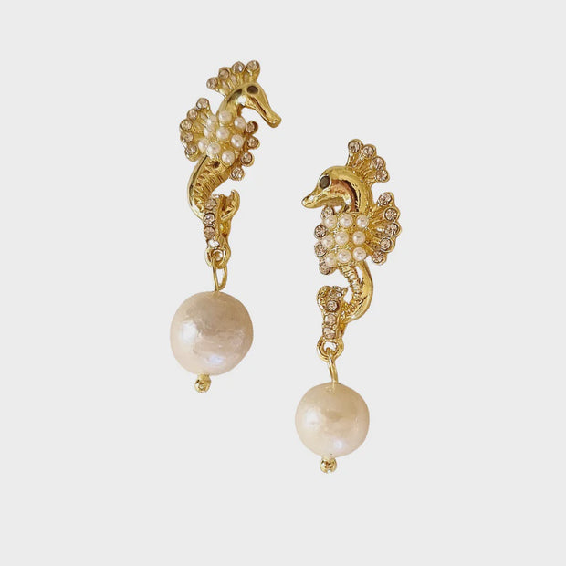 Zoda Gold Seahorse Pearl Earring