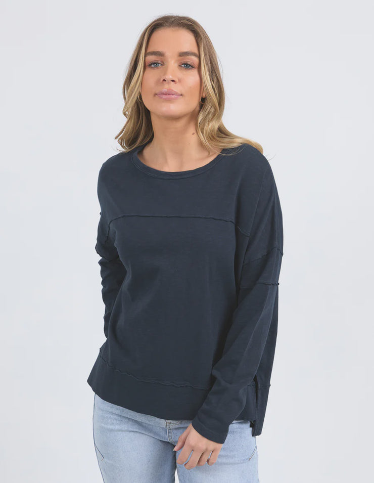 Jayne Throw Top Navy Foxwood 