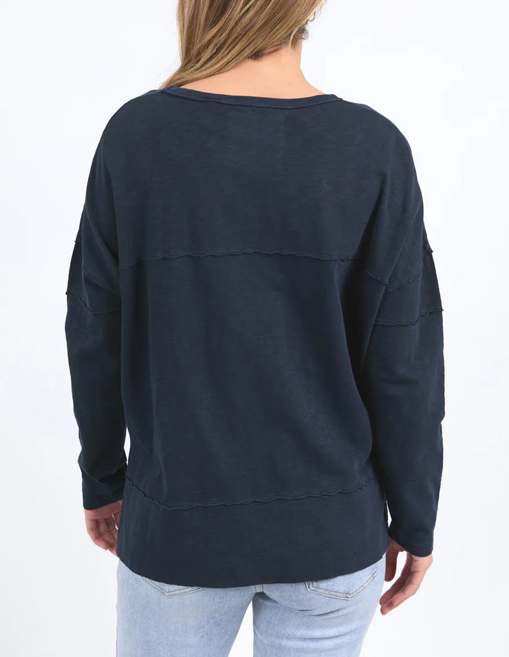 Jayne Throw Top Navy Foxwood 