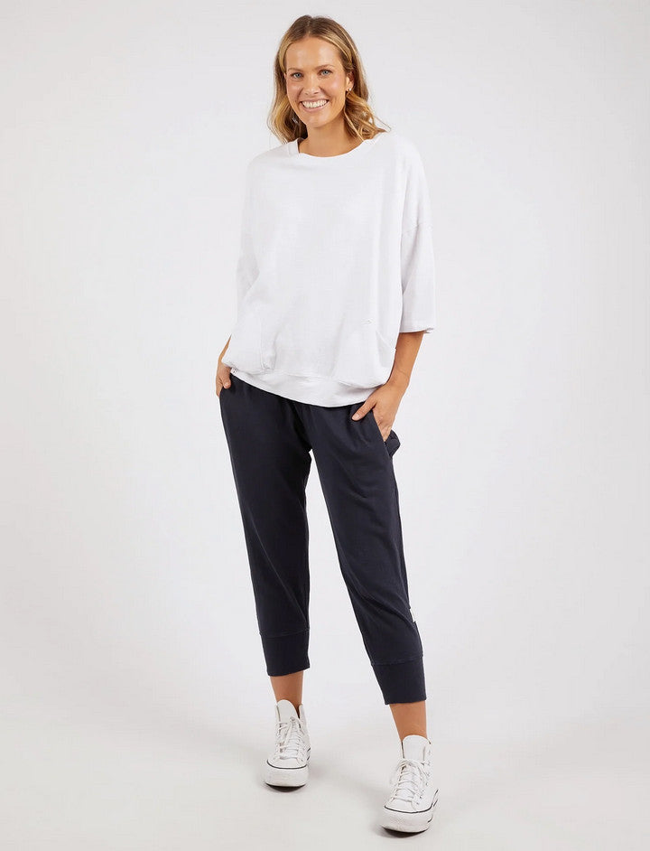 Elm-Lifestyle-Mazie-White