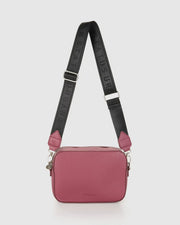 Urban-Status-Bond-Bag-Magenta